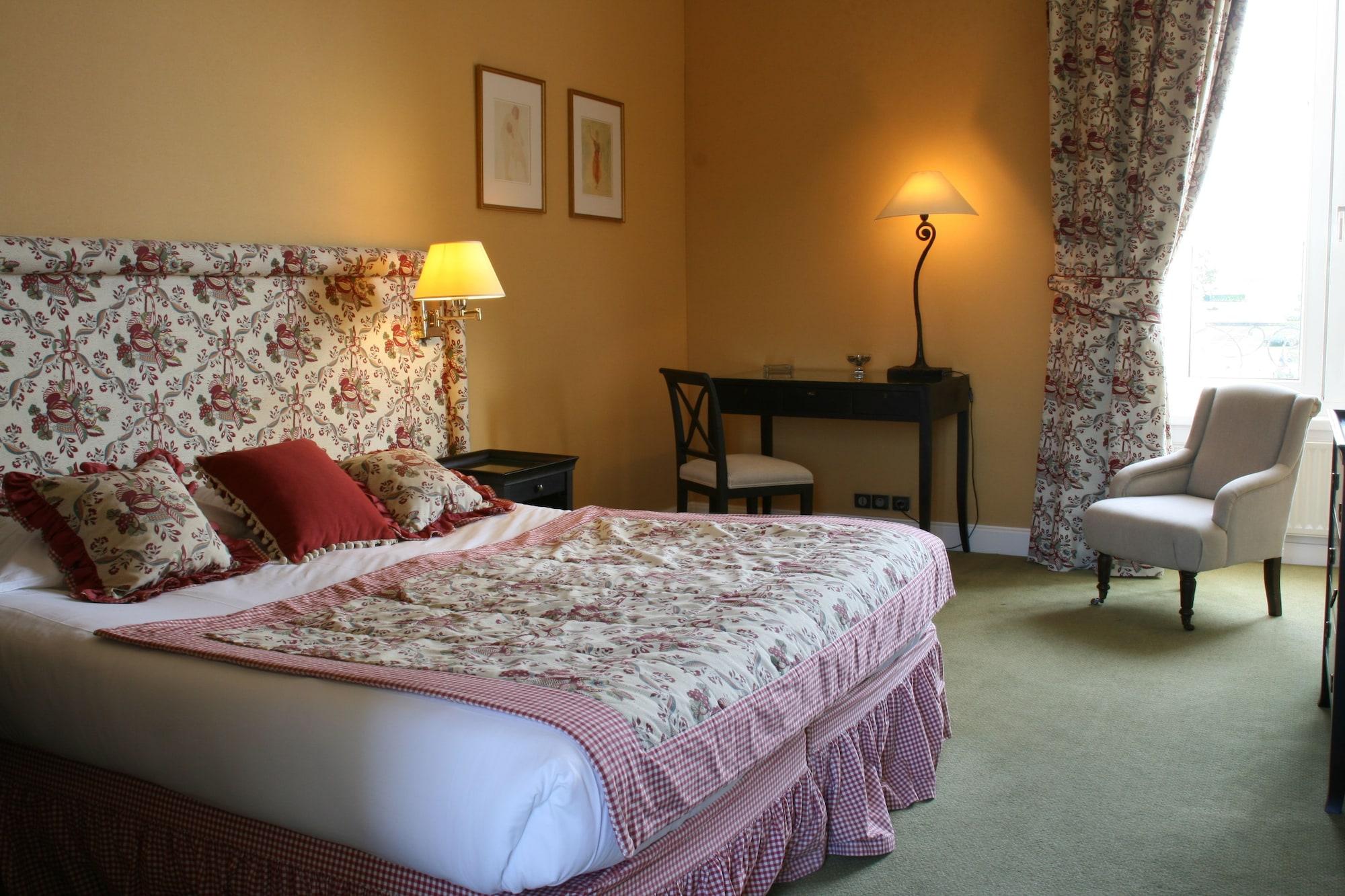 Grand Hotel "Chateau De Sully" - Piscine & Spa -Teritoria Sully  Exterior foto