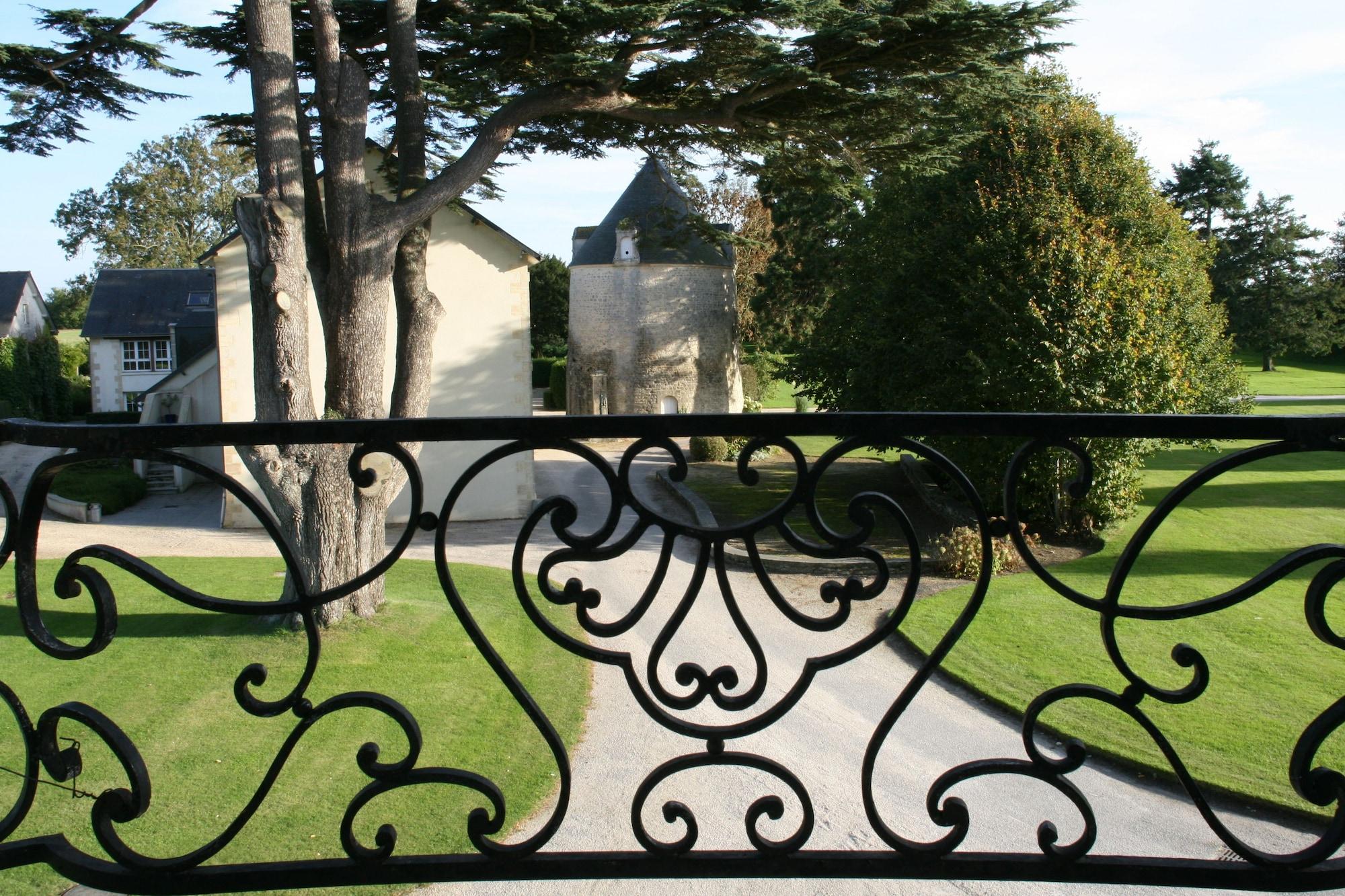 Grand Hotel "Chateau De Sully" - Piscine & Spa -Teritoria Sully  Exterior foto